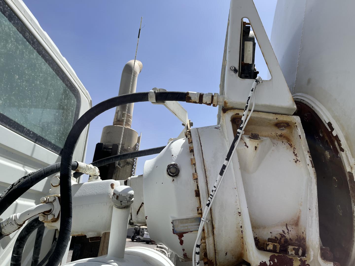 ./imagenes/INVOICE/2019/18041/CAMION INTERNATIONAL CON EQUIPO REVOLVEDOR MACNEILUS (23).JPG